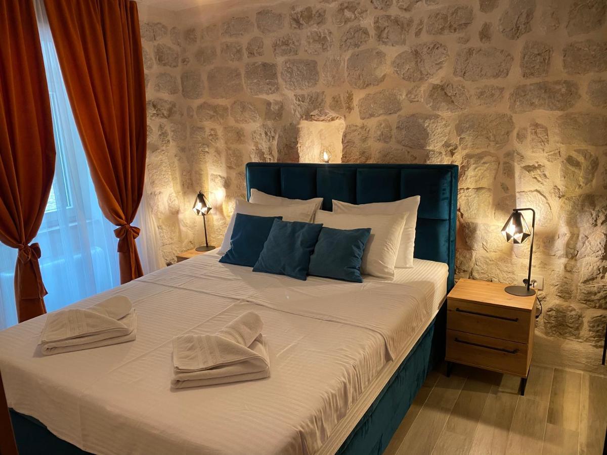 Apartment Caserma Kotor Eksteriør bilde