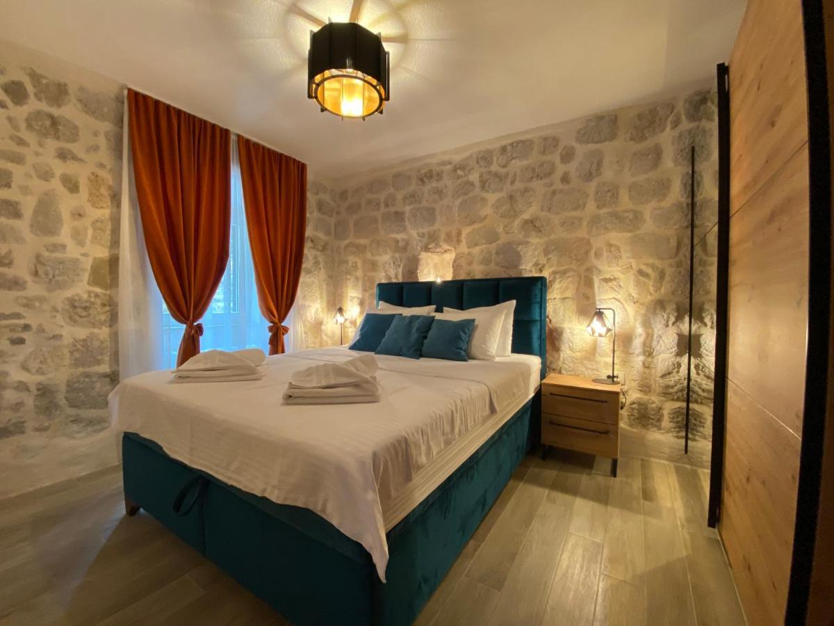 Apartment Caserma Kotor Eksteriør bilde